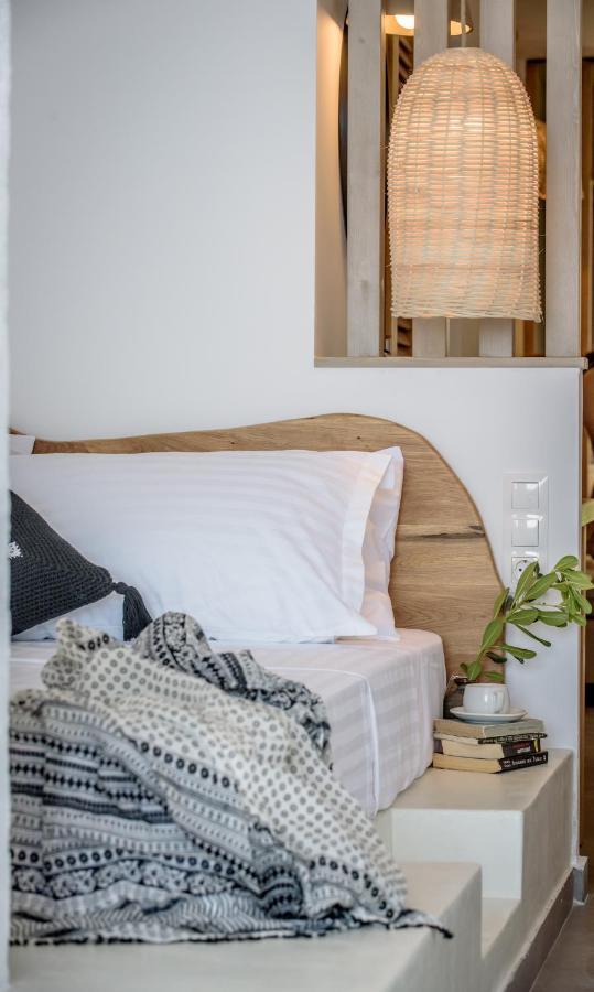 Laia Seafront Luxury Apartments Agia Pelagia  Buitenkant foto