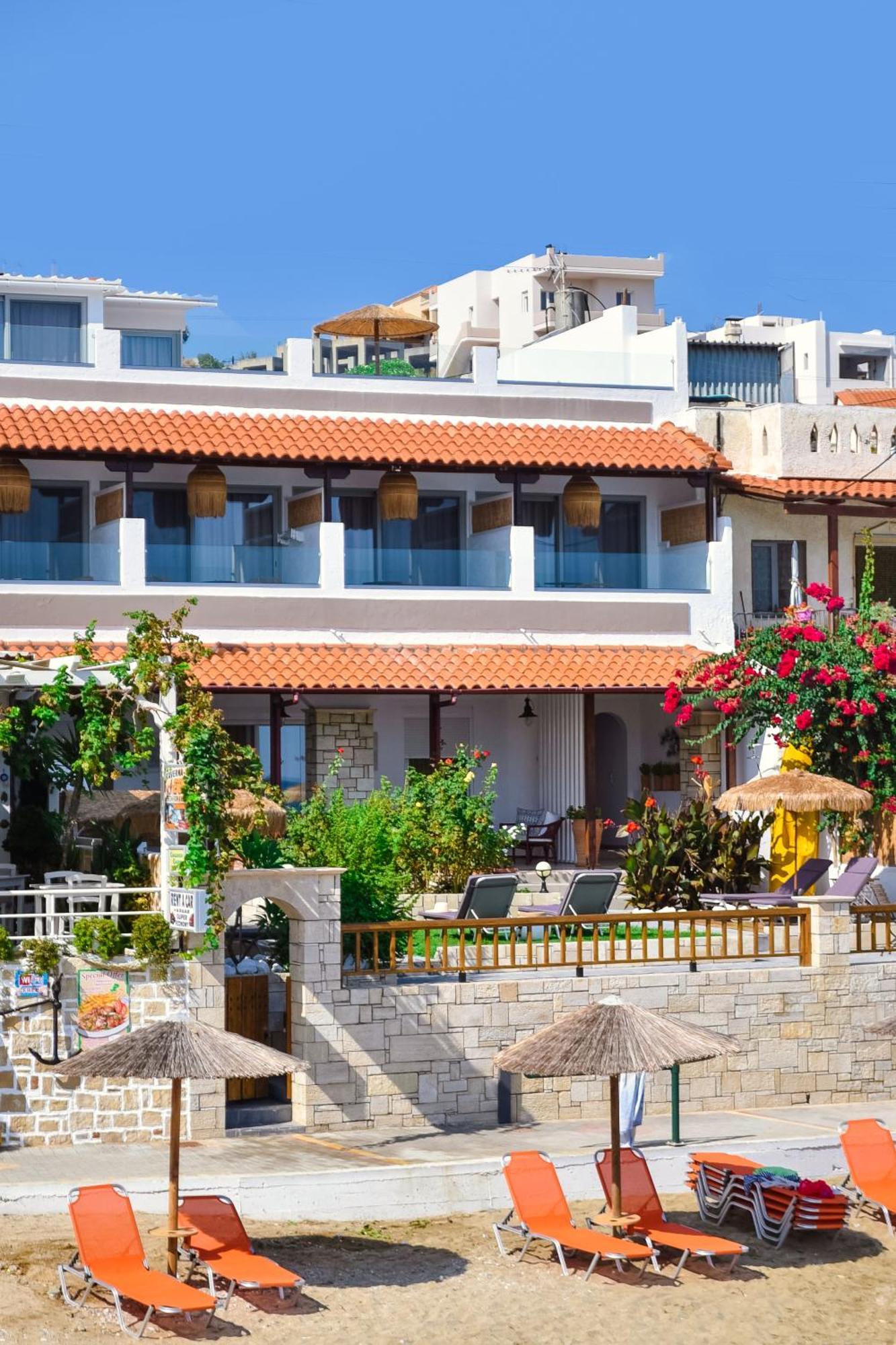 Laia Seafront Luxury Apartments Agia Pelagia  Buitenkant foto